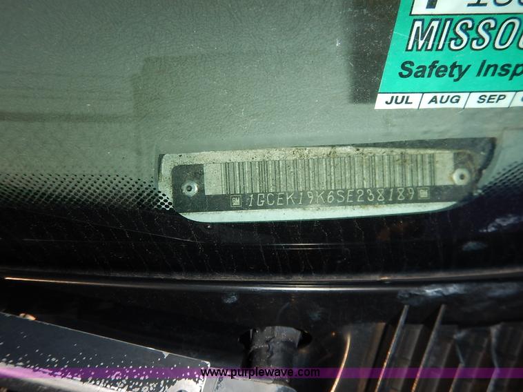 image for item J3603 1995 Chevrolet 1500 Ext. Cab pickup truck