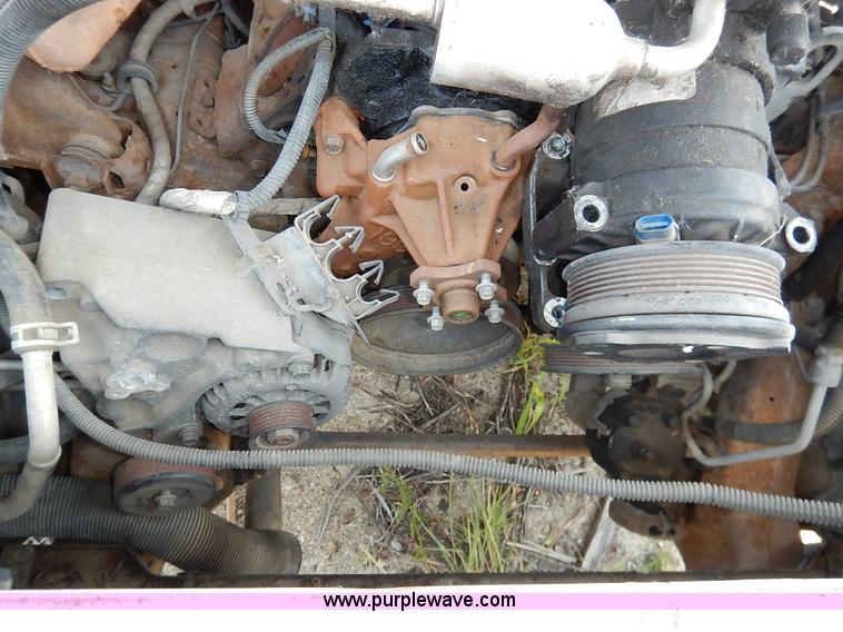 image for item J3604 1998 Chevrolet 1500 pickup truck