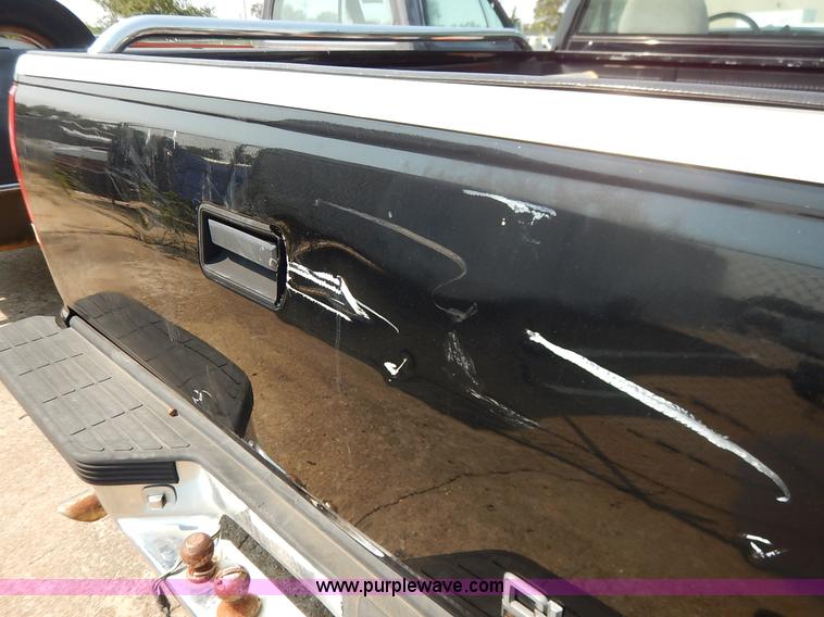 image for item J3604 1998 Chevrolet 1500 pickup truck