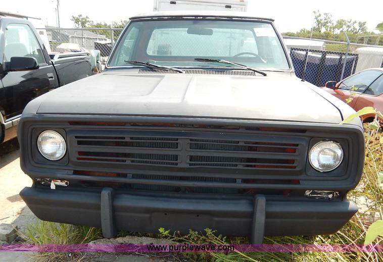 image for item J3605 1972 Dodge D10 Adventurer pickup truck