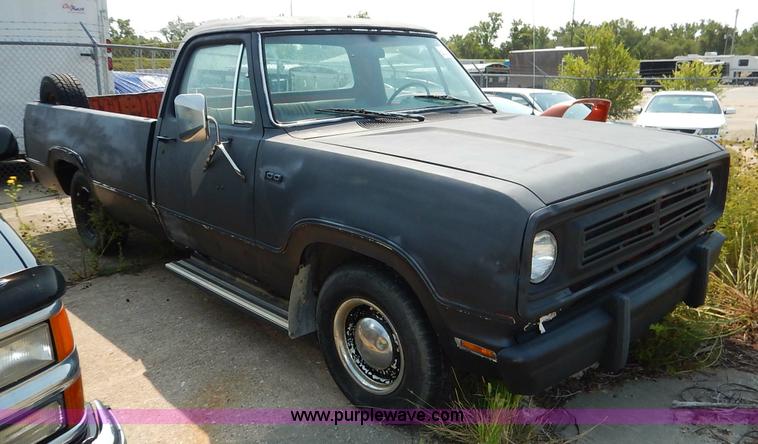 image for item J3605 1972 Dodge D10 Adventurer pickup truck