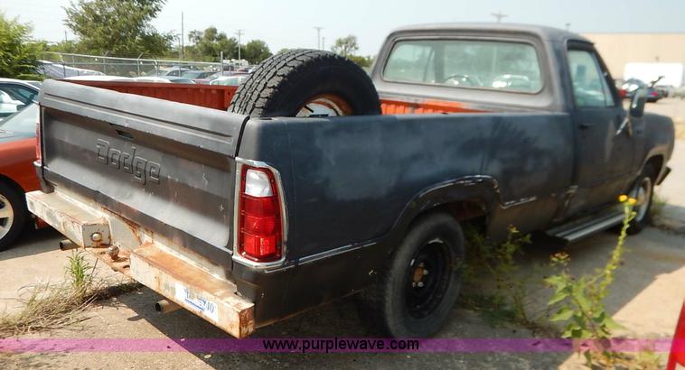 image for item J3605 1972 Dodge D10 Adventurer pickup truck