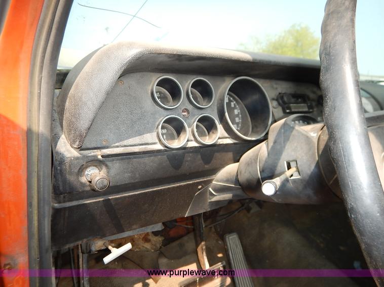 image for item J3605 1972 Dodge D10 Adventurer pickup truck