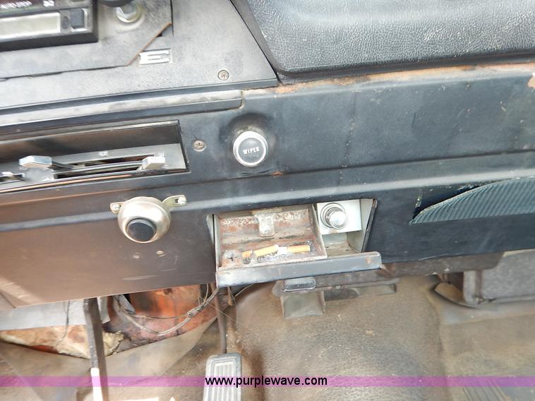 image for item J3605 1972 Dodge D10 Adventurer pickup truck