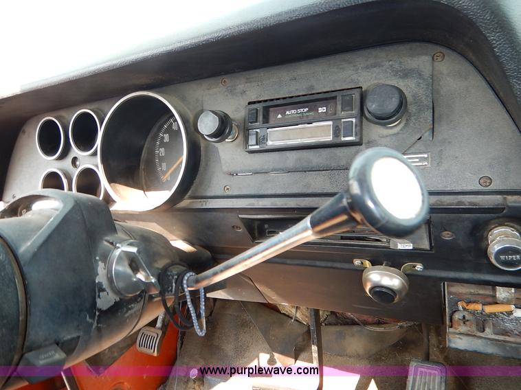 image for item J3605 1972 Dodge D10 Adventurer pickup truck