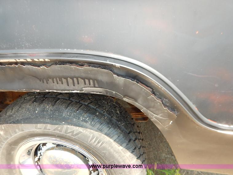 image for item J3605 1972 Dodge D10 Adventurer pickup truck