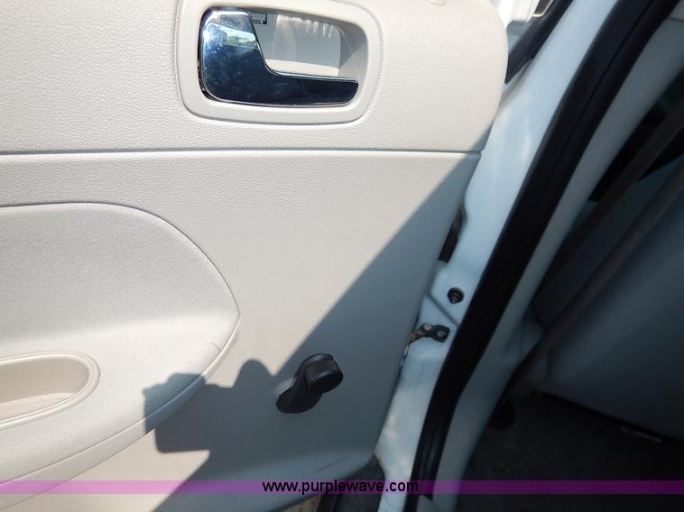 image for item J3610 2005 Chevrolet Cobalt