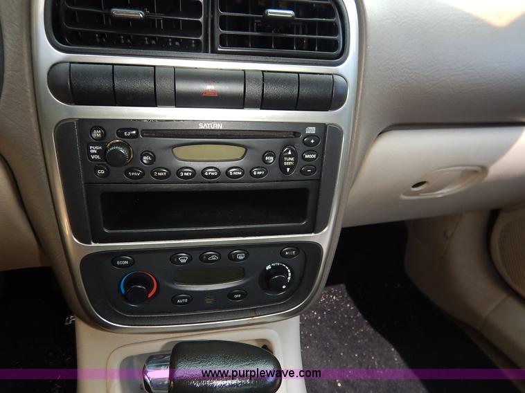 image for item J3611 2003 Saturn L200