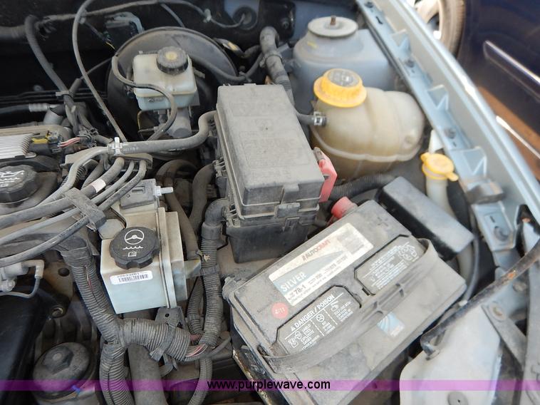 image for item J3611 2003 Saturn L200