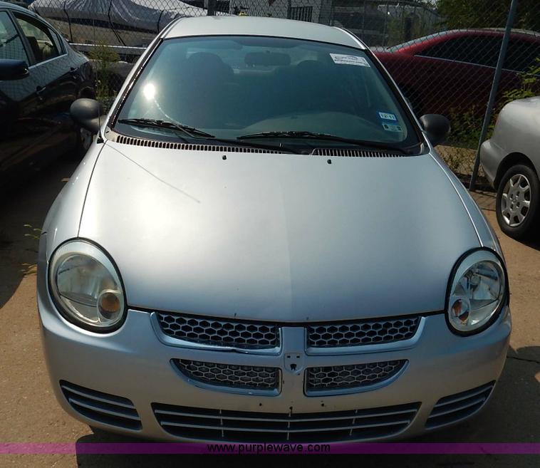 image for item J3613 2004 Dodge Neon