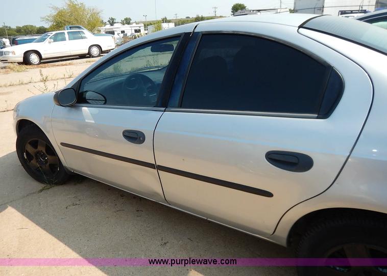 image for item J3613 2004 Dodge Neon
