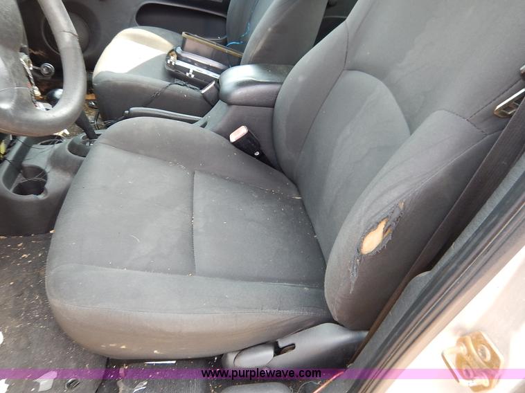 image for item J3613 2004 Dodge Neon