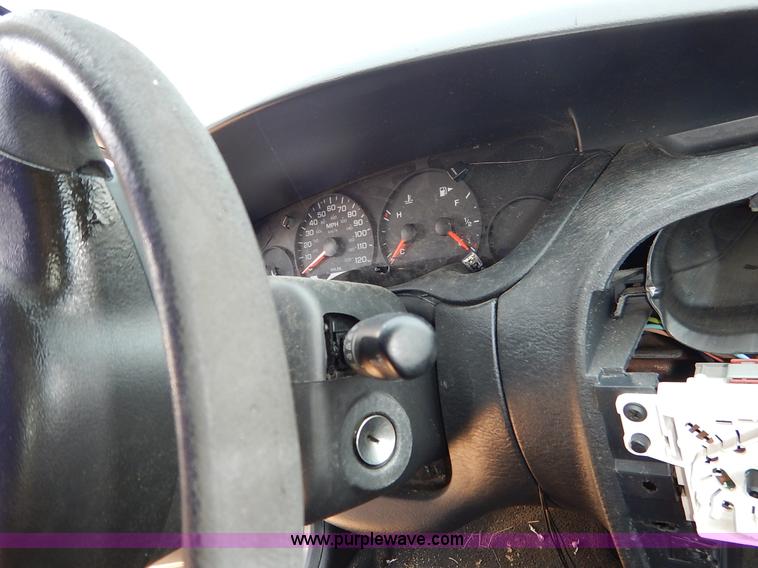 image for item J3613 2004 Dodge Neon