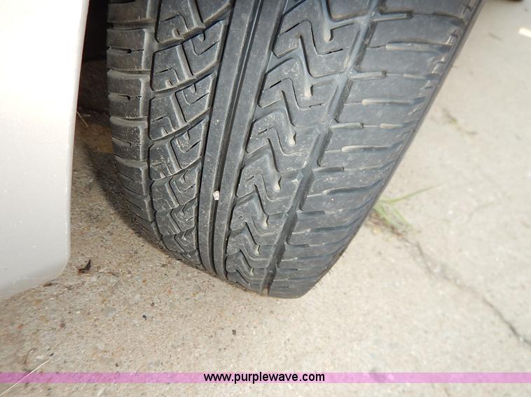 image for item J3613 2004 Dodge Neon