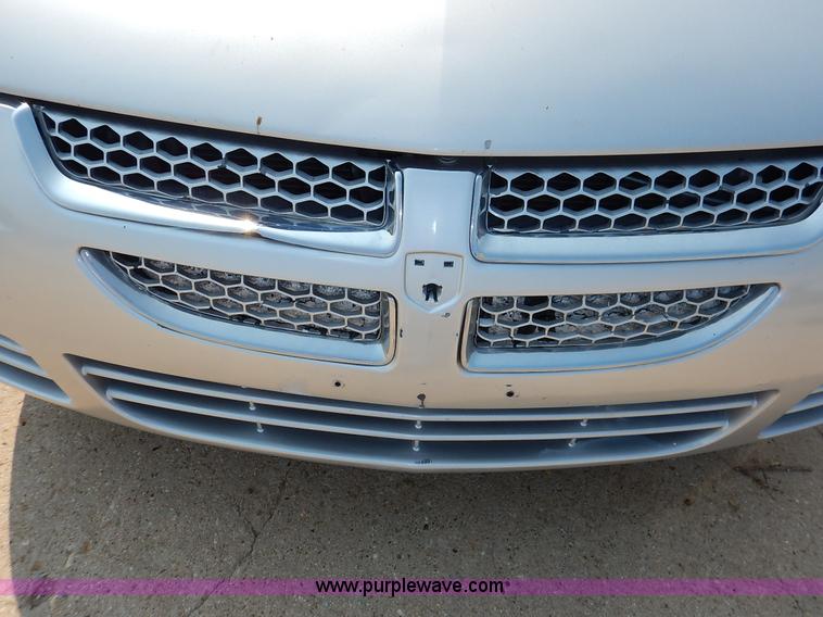 image for item J3613 2004 Dodge Neon