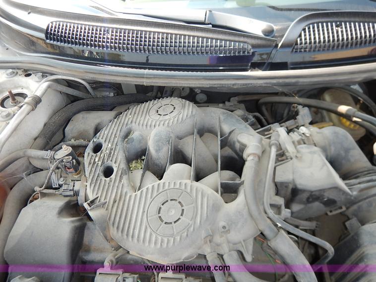 image for item J3615 2002 Chrysler Sebring LXi convertible