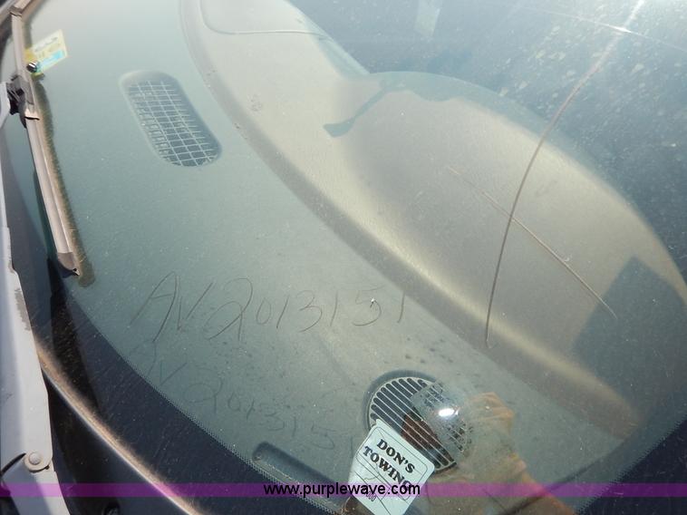 image for item J3615 2002 Chrysler Sebring LXi convertible