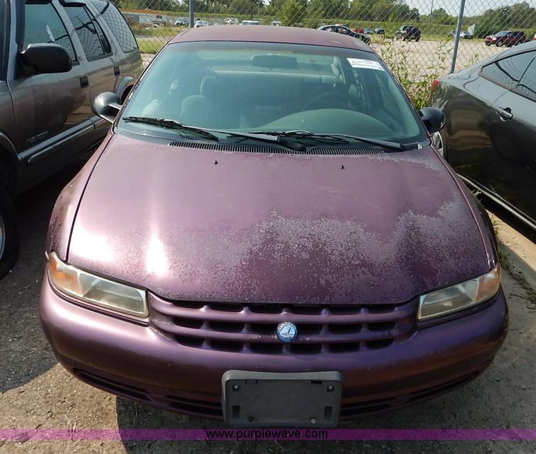 image for item J3618 2000 Plymouth Breeze
