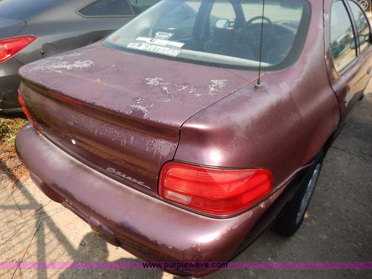 image for item J3618 2000 Plymouth Breeze