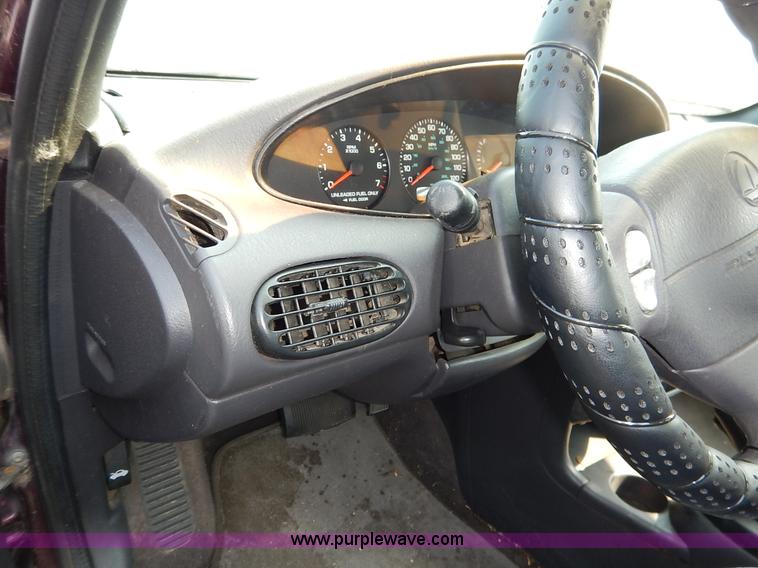 image for item J3618 2000 Plymouth Breeze