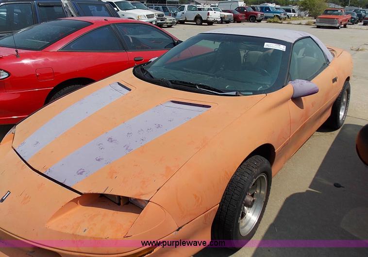 image for item J3692 1994 Chevrolet Camaro
