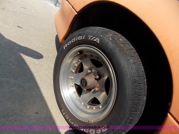 image for item J3692 1994 Chevrolet Camaro