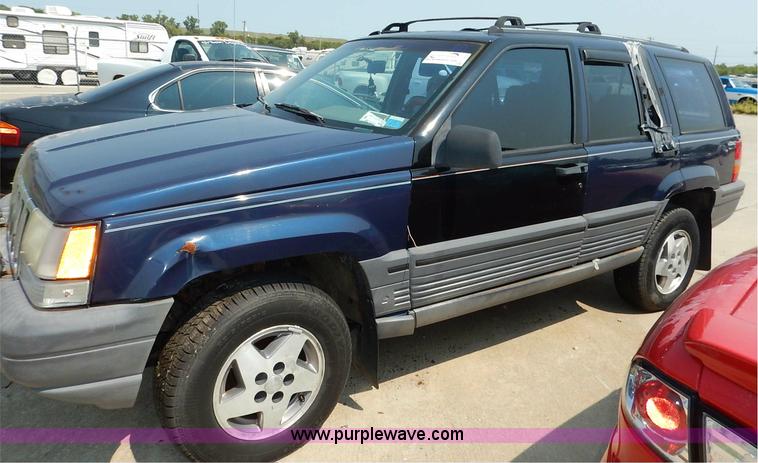image for item J3694 1994 Jeep Grand Cherokee