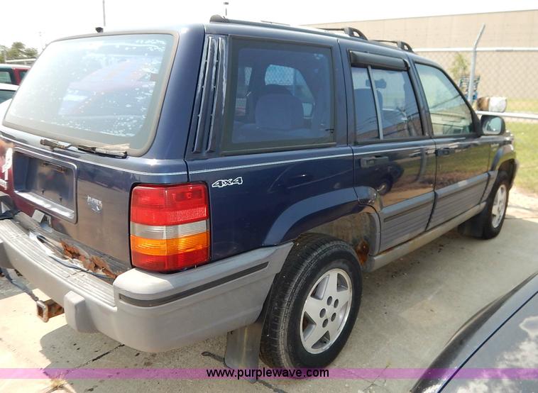 image for item J3694 1994 Jeep Grand Cherokee