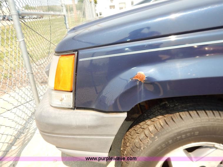 image for item J3694 1994 Jeep Grand Cherokee