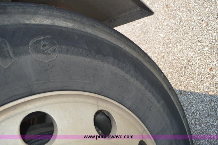 image for item AX9424 1999 Freightliner FLD120 semi truck