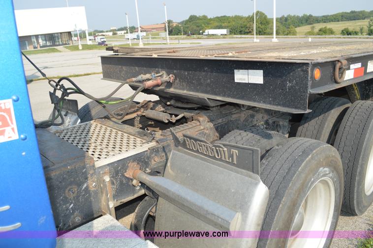 image for item AX9425 2004 Peterbilt 379 semi truck