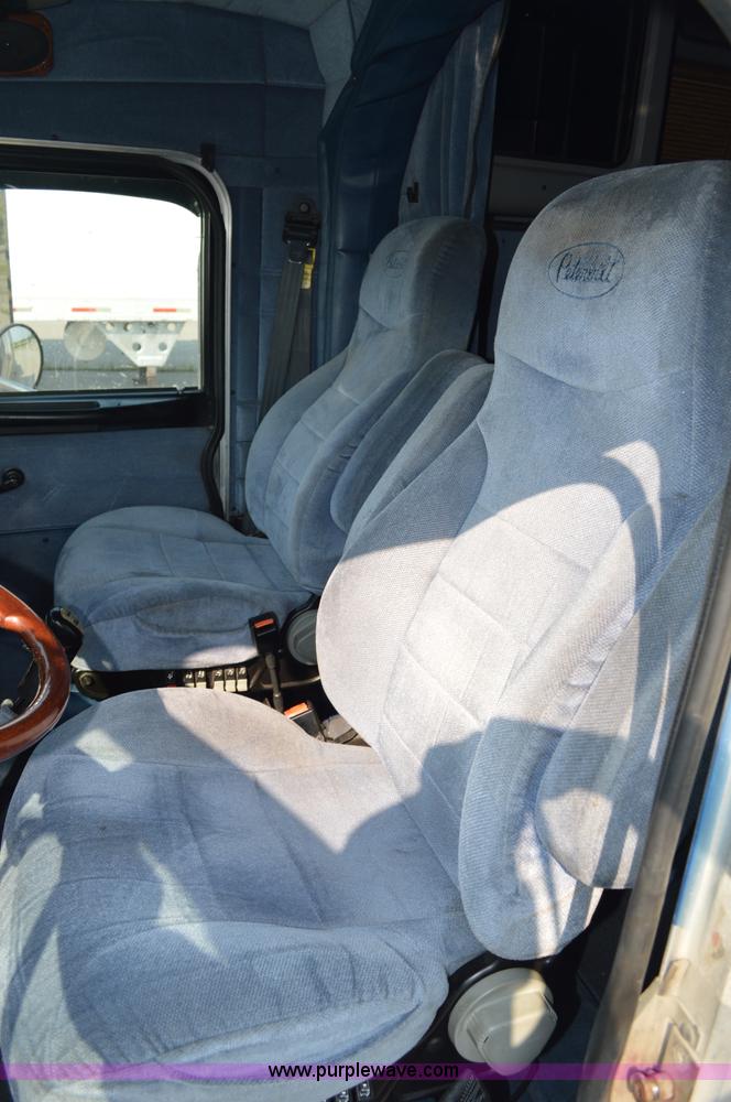 image for item AX9425 2004 Peterbilt 379 semi truck