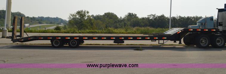 image for item AX9426 2007 Kaufman R25TON equipment trailer