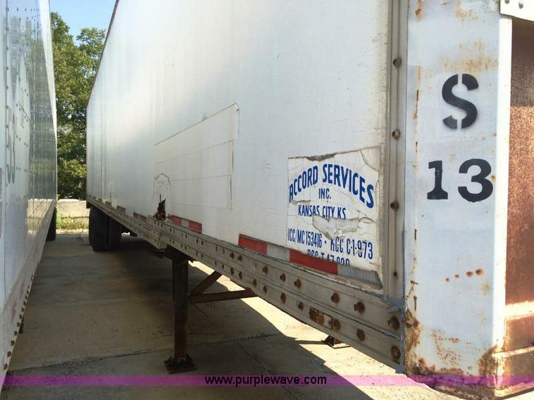 image for item D1677 1980 Monon dry van trailer