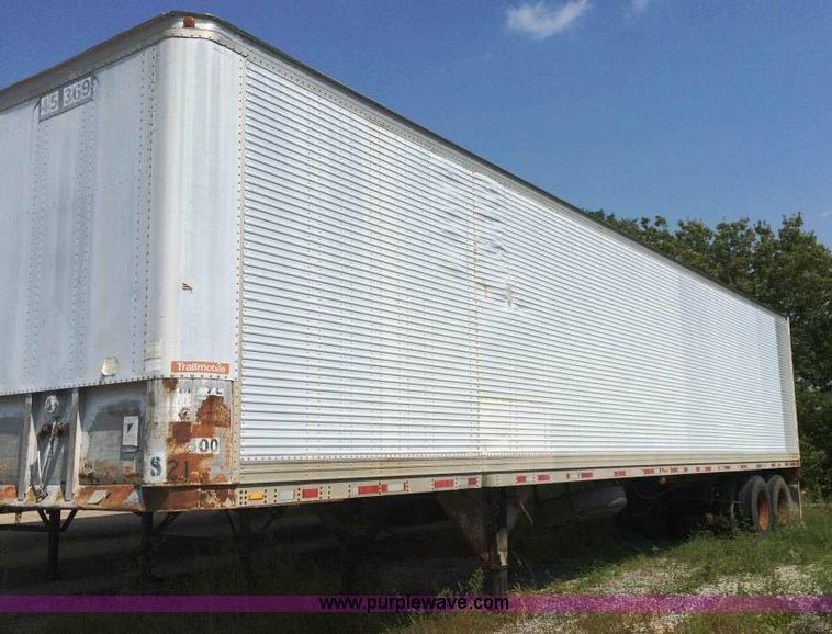 image for item D1679 1978 Trailmobile dry van trailer