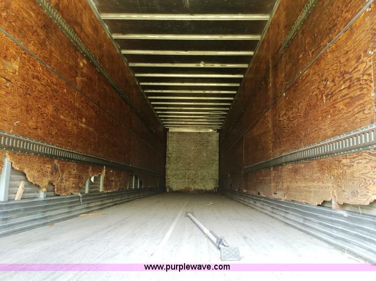 image for item D1679 1978 Trailmobile dry van trailer