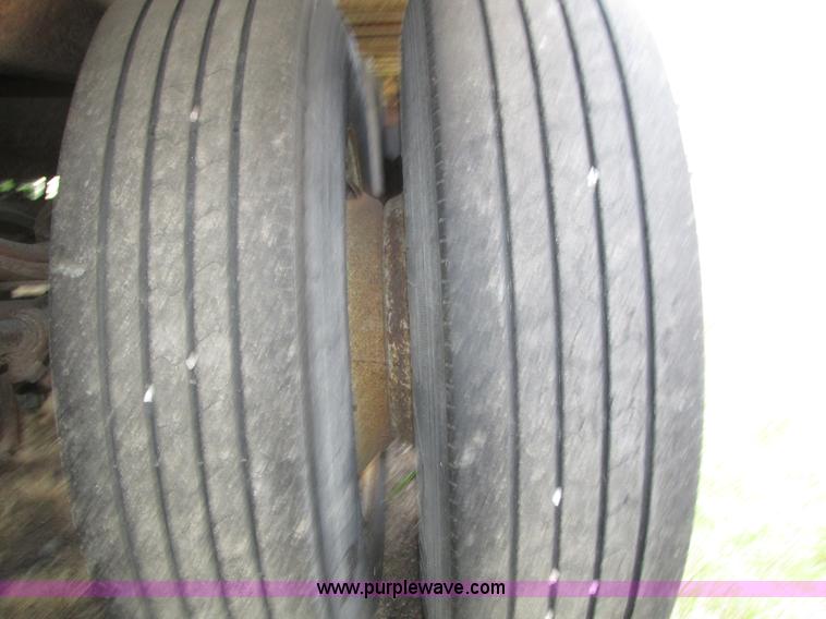 image for item H1245 1995 Great Dane 7511TUW-53 dry van trailer