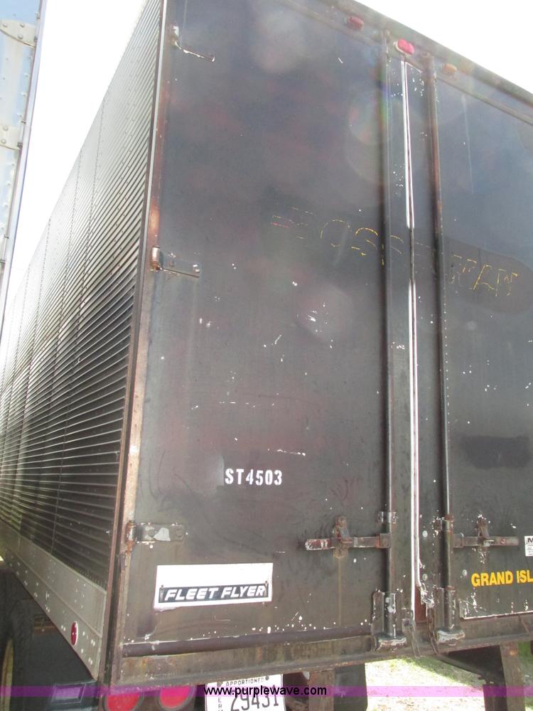 image for item H1246 1975 Fruehauf FB9-F2-45 dry van trailer