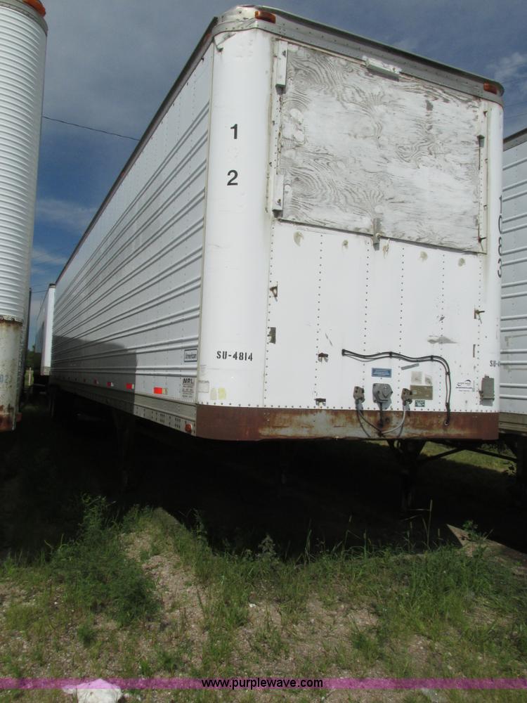 image for item H1250 1986 American A453W dry van trailer