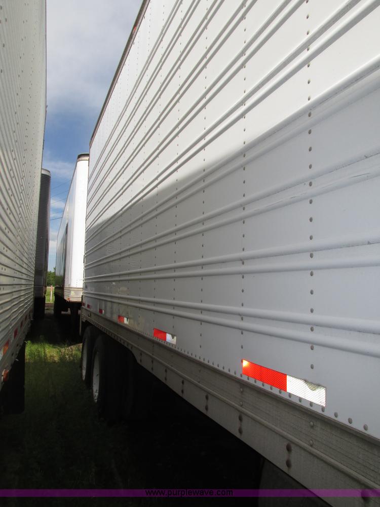 image for item H1250 1986 American A453W dry van trailer
