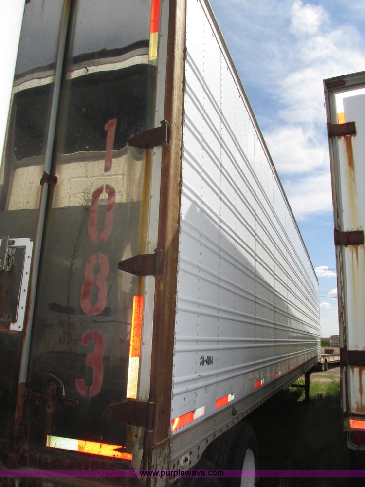 image for item H1250 1986 American A453W dry van trailer