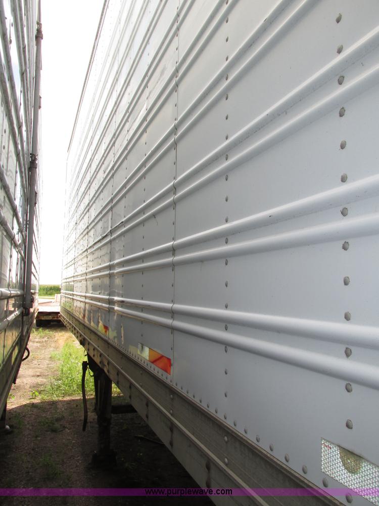 image for item H1250 1986 American A453W dry van trailer