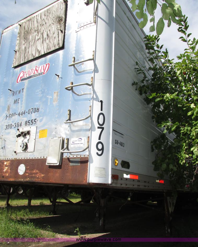 image for item H4501 1983 Utility VS2RS dry van trailer