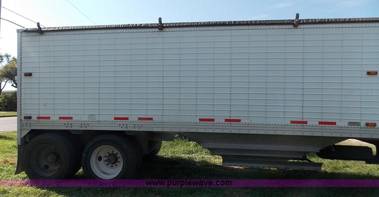 image for item J2705 2007 Timpte double hopper grain trailer