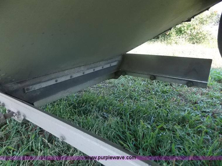 image for item J2705 2007 Timpte double hopper grain trailer