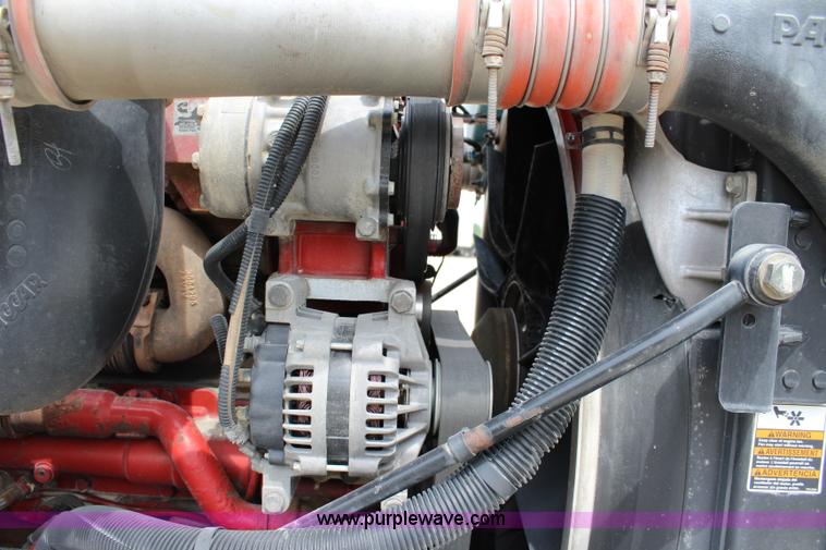 image for item J5794 2009 Peterbilt 386 semi truck