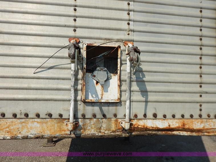 image for item J6446 1962 dry van trailer