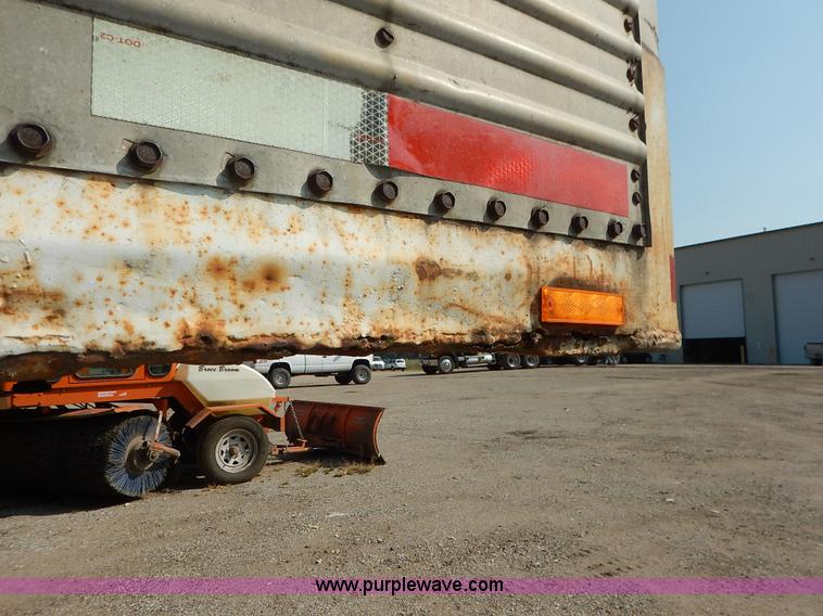 image for item J6446 1962 dry van trailer