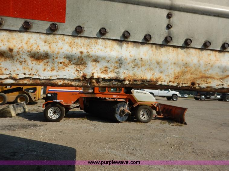 image for item J6446 1962 dry van trailer