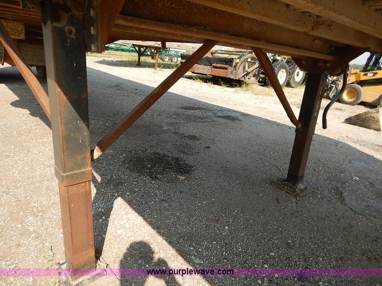 image for item J6446 1962 dry van trailer